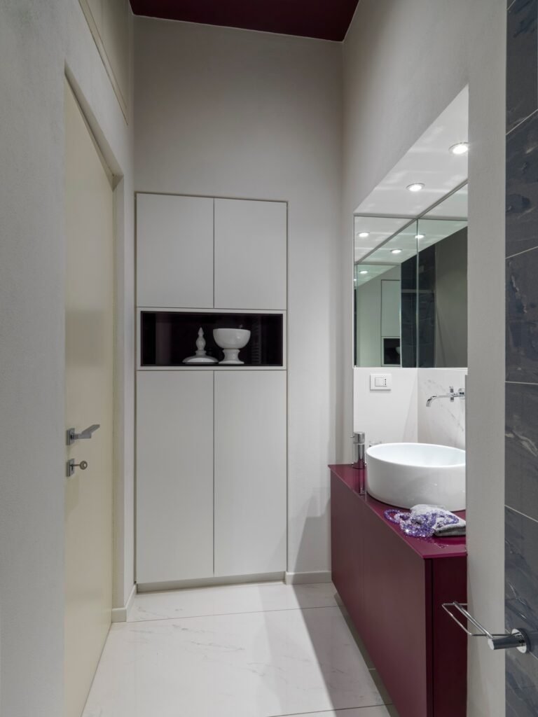 Interiors of the Modern Bathroom